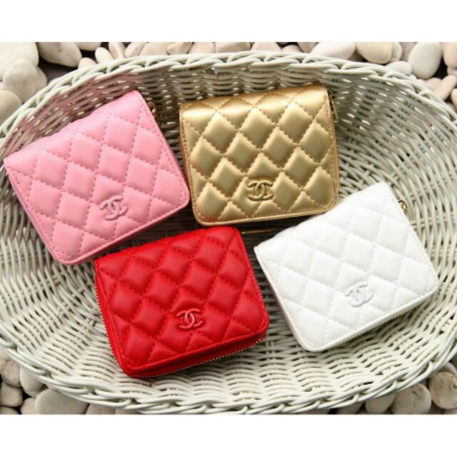 

Chanel walet mini