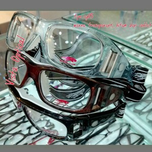 kacamata sport. kacamata futsal. kacamata olahraga. kacamata basket.