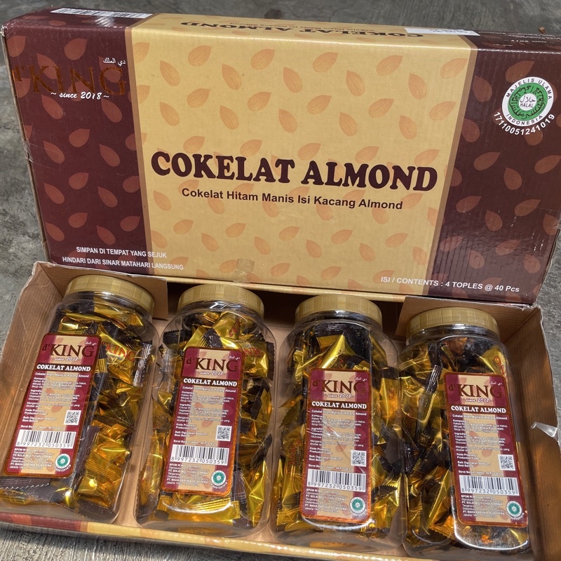 

Kue Lebaran Cokelat Almond Padang