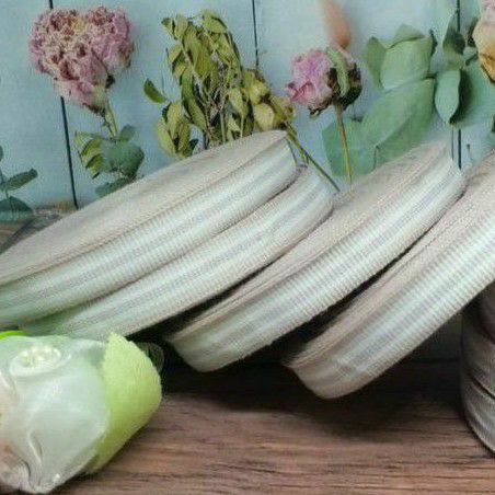 

PER METER.PITA SALUR WARNA DUSTY LEBAR 1.2CM