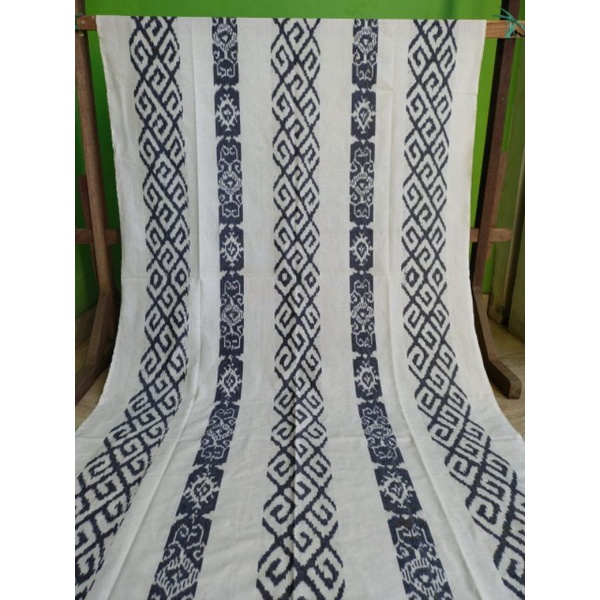 ELPHI Tenun Toraja Putih Etnik