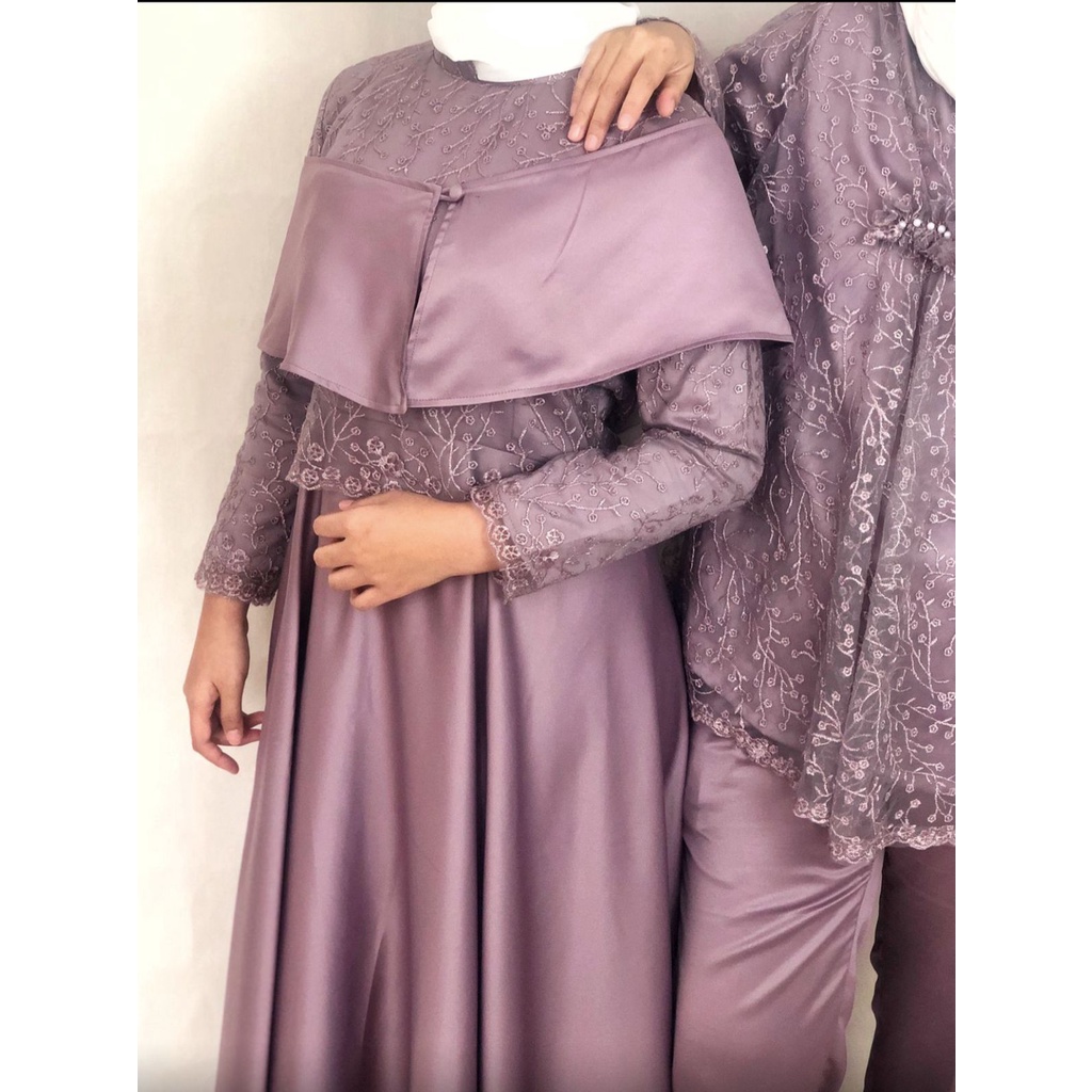 Baju Kebaya Paket Bridesmaid Bahan bridesmaid Wisuda Seragam Keluarga brokat 05m + Satin sesuai ukuran I7Y7 Termurah Simple Fashion Wanita Bisa COD Kebaya Brukat Atasan Kebaya Best Seller Elegant Mewah Kebaya Tunangan Baju Kebaya Baju Kondangan Koleksi Te