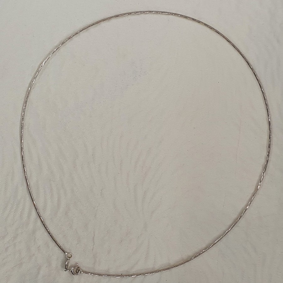 kalung choker ubs putih emas 75% 750 75 % 5 gr an lebih