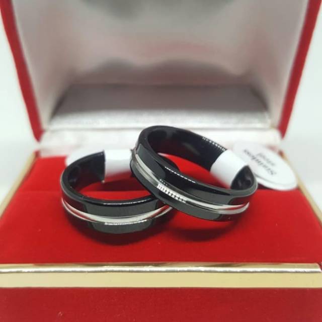 Cincin Pria Wanita Titanium hitam silver cewek cowok couple tunangan kawin nikah anti karat asli
