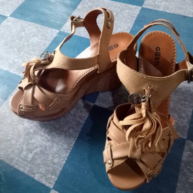 PL sendal gosh &dompet