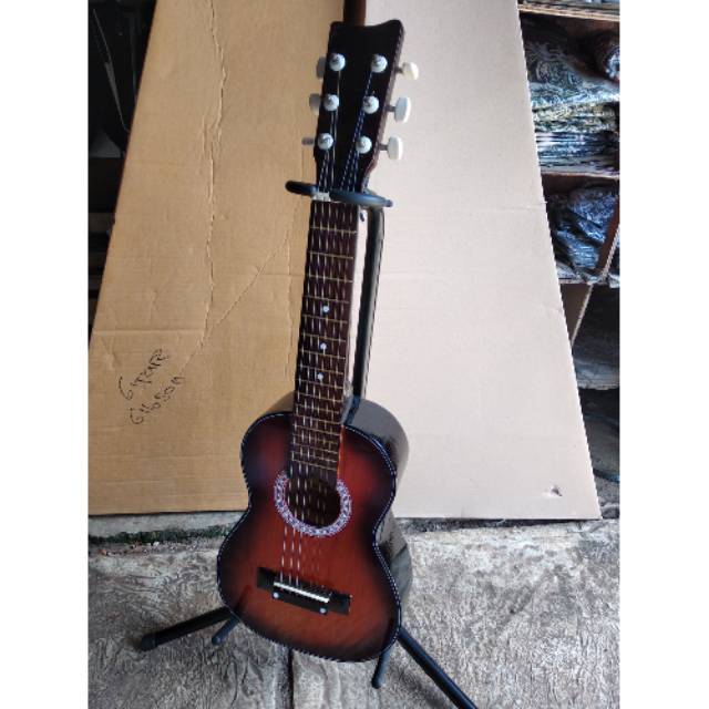 Gitar akustik  mini senar6  untuk anak2