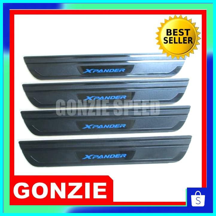 Sillplate Pintu Samping/Pelindung Pijakan kaki Mitsubishi Xpander FXC