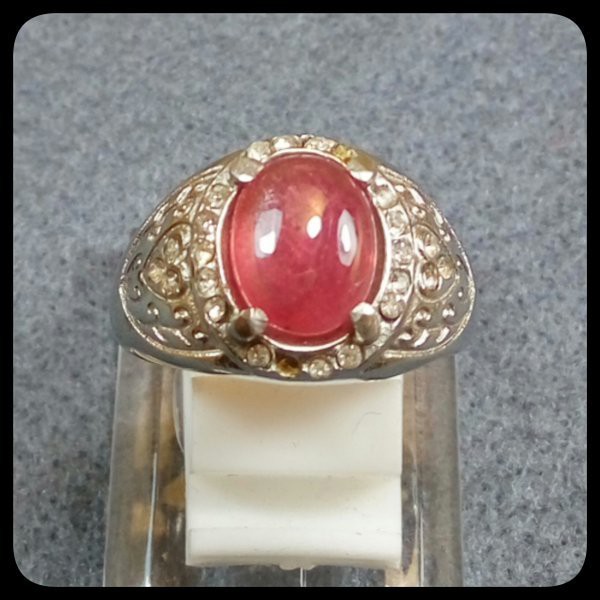 Ruby Madagaskar Mulus Istimewa Size Kantoran