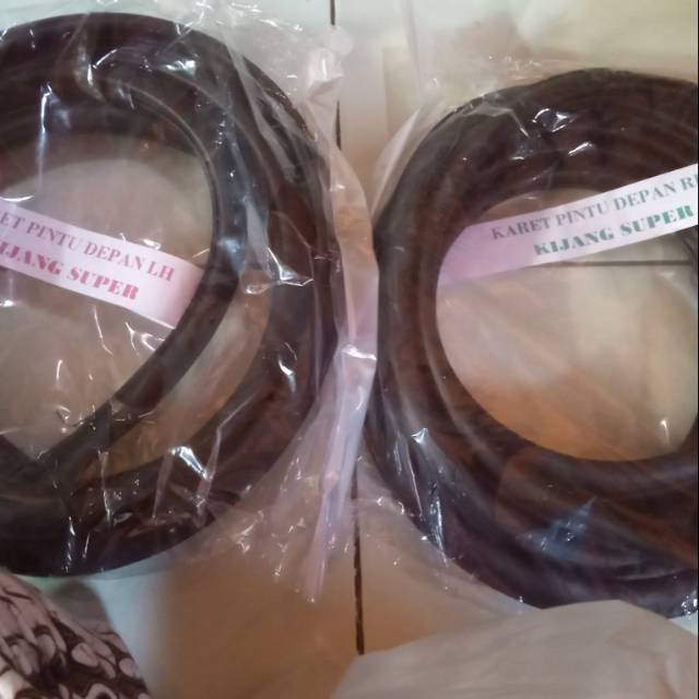 Karet pintu kijang super / grand