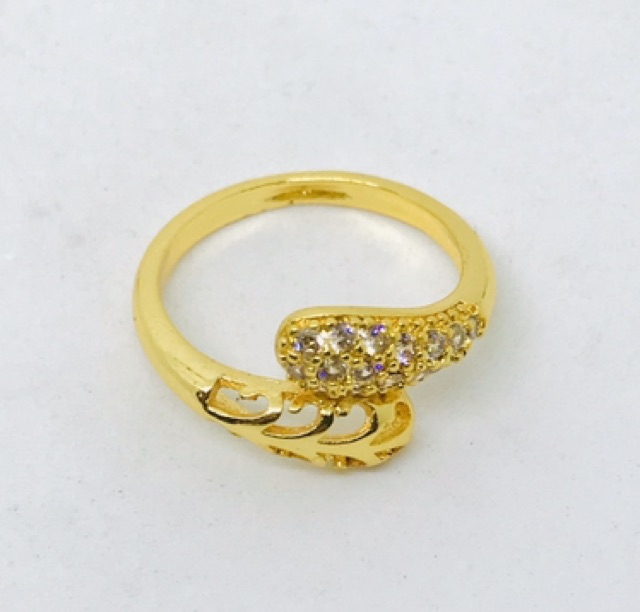 Cincin permata //cincin lapis emas//perhiasan //cincin wanita//cincin