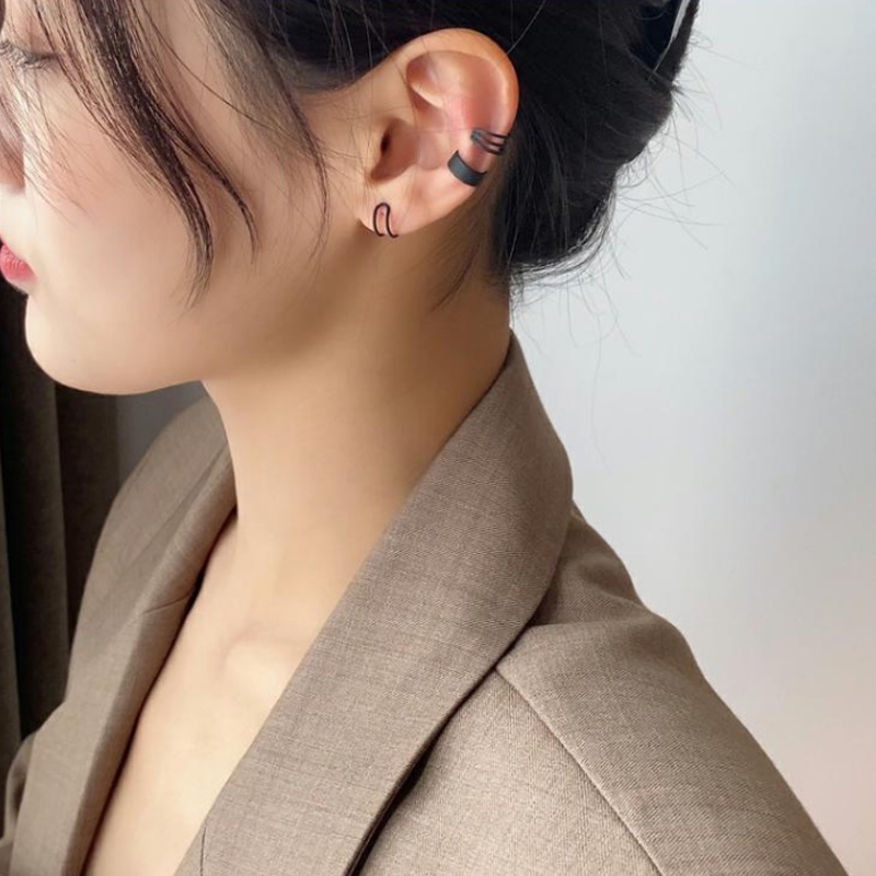 Anting Tusuk Model Tiga Lapis Bahan Metal Gaya Korea Untuk Wanita