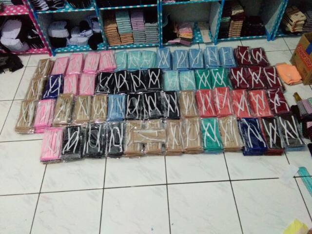 Masker Kain Hijab Tali Karet Headloop (Oxford Grade A) 1 Ply Warna Polos Adem Tebal Grosir Murah