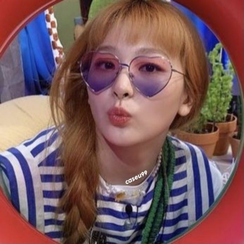love sunglasses gradation like a Taeyeon umji ryujin yeji itzy seulgi red Velvet Eric haknyeon the boys seonghwa ateez Lisa blackpink lizz ive// kacamata hati gradasi KPop frame besi