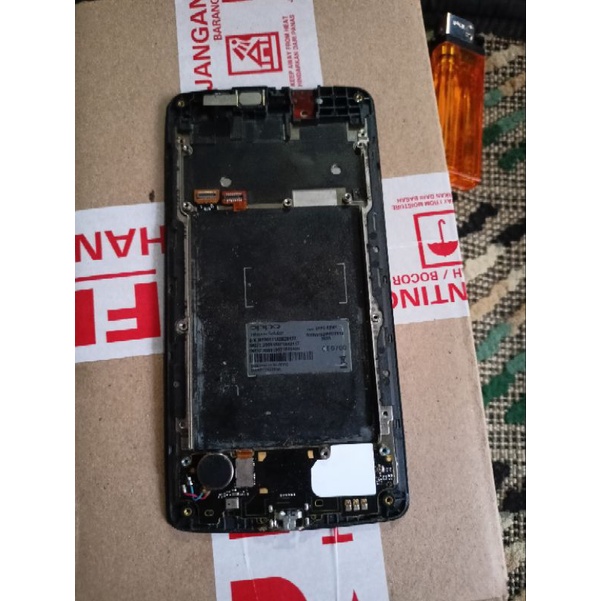 lcd oppo r2001 copotan