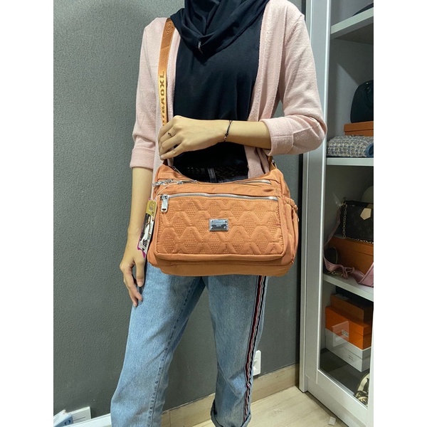 GP I Tas selempang Chibao kanvas