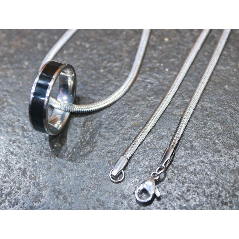 terbaru kalung titanium model pipih bandulan cincin list variasi / kalung titanium anti karat 60cm /
