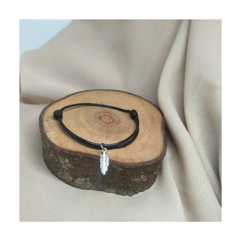 Gelang simple/gelang couple/gelang persahabatan/gelang tali/gelang tali korea