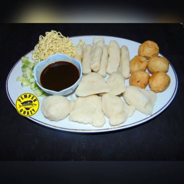 

Pempek campur 1 (ikan tenggiri)