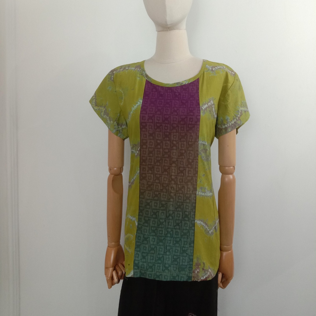 BERLIAN Blus Batik Jumputan Kombinasi Embos