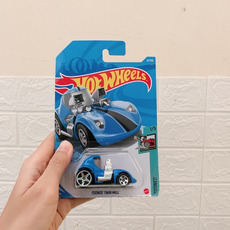 Hot Wheels Tooned Twin Mill