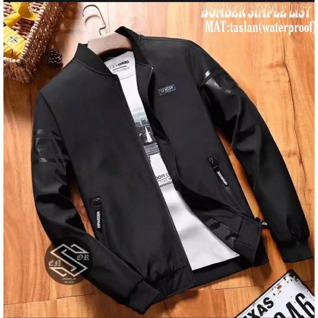 Jaket Pria Terbaru 2022 Bomber Eksekutif Dengan List Di Lengannya - Bahan Parasut Tebal Dan Nyaman Dipakai