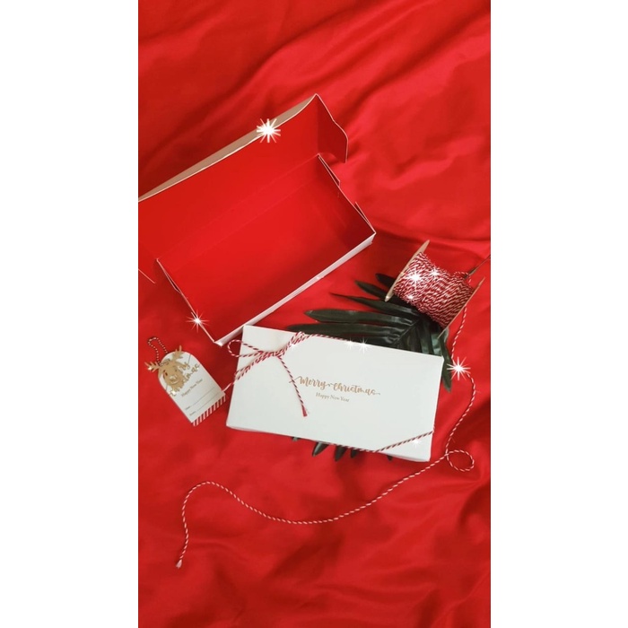 

BOX BROWNIES TEMA NATAL GOLD FOIL 22x11x4.5 cm