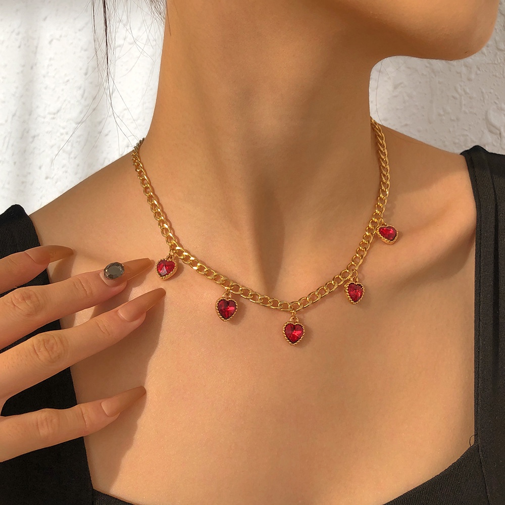 Kalung Berlian Kaca Bentuk Hati Gaya Retro