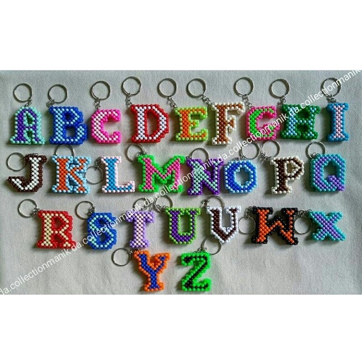 GANTUNGAN KUNCI MANIK MANIK HURUF/ALPABHET(perpcs)