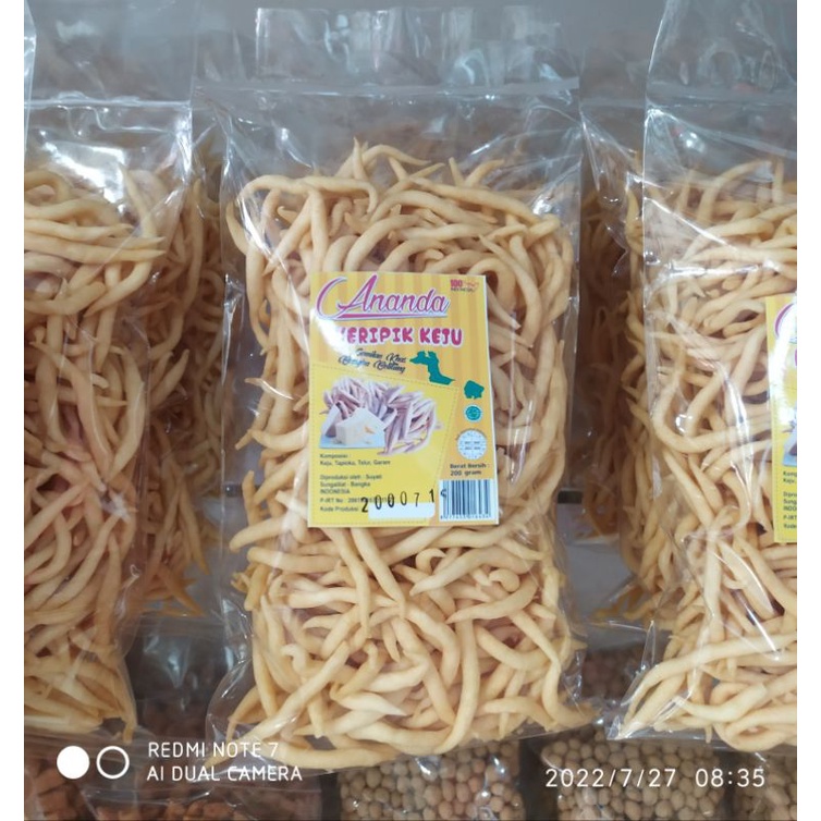 

Stik Keju keripik keju Khas Bangka 200gram oleh oleh makanan snack cemilan khas bangka