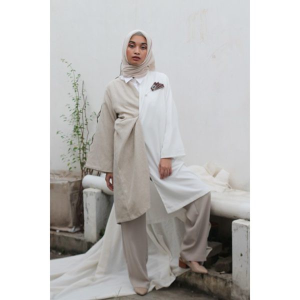 TYANA OUTER CREME Jenna Kaia