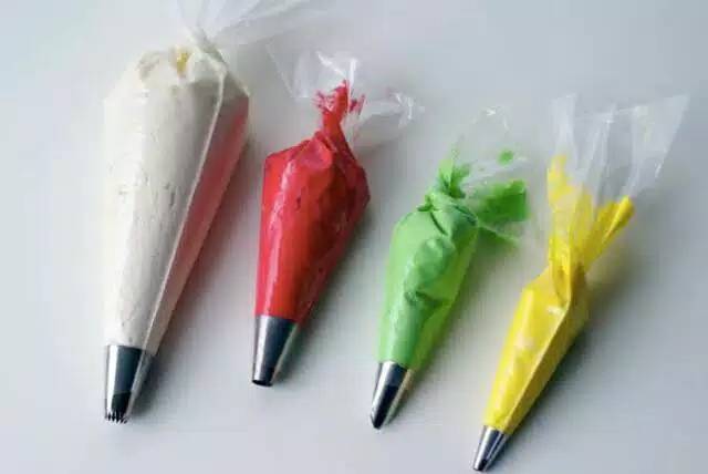 100 Pcs Plastik Segitiga Besar / Piping Bag