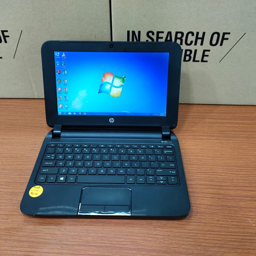 Laptop Notebook merek HP model baru tipis 10'inch RAM 2GB HDD 320GB