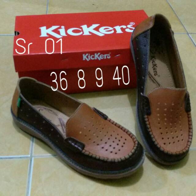 SEPATU WANITA KICKERS ORI