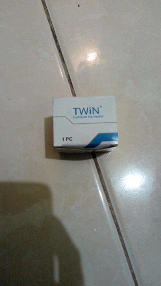 Kunci Loker Lemari /laci 138-22.. Camlock Besi Chrome..free Skrup & Tahanan Kunci.. Kwalitas Terbaik