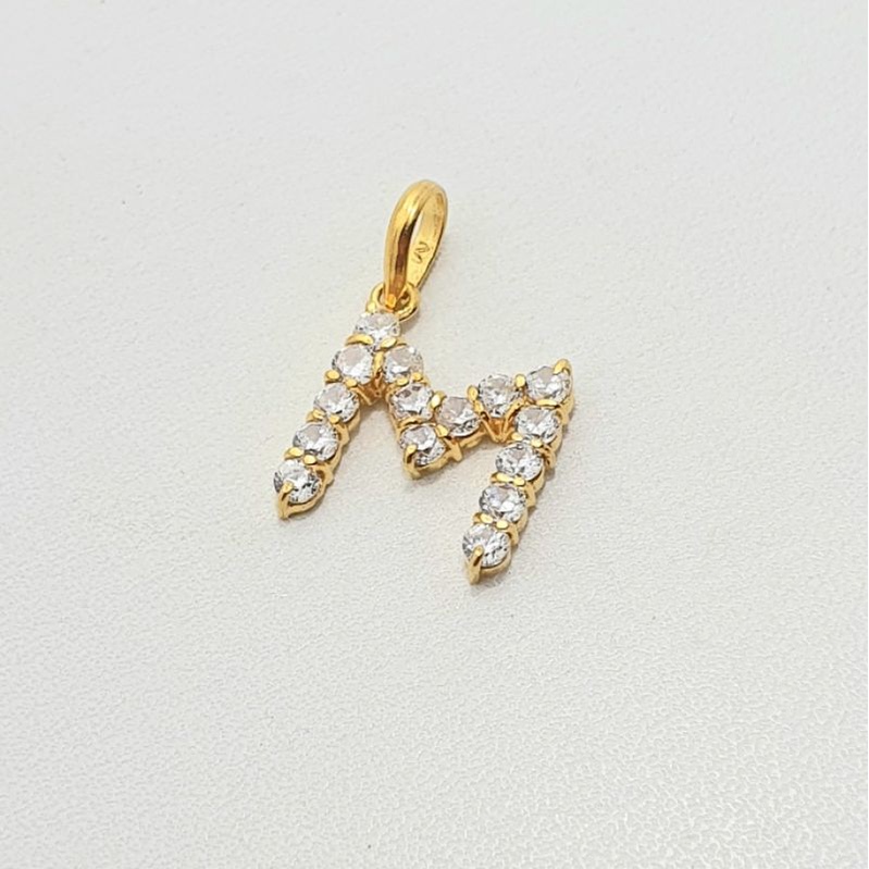 Liontin Emas Muda Huruf M Mata Putih 1 Gram