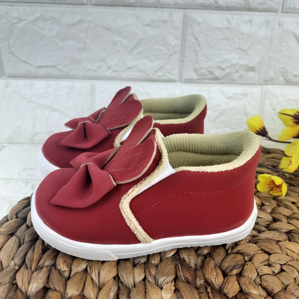 [TAMAN SEPATUKU] SEPATU TRENDY MURAH KELINCI KUPING LUCU ANAK 1 2 3 TAHUN HAX03