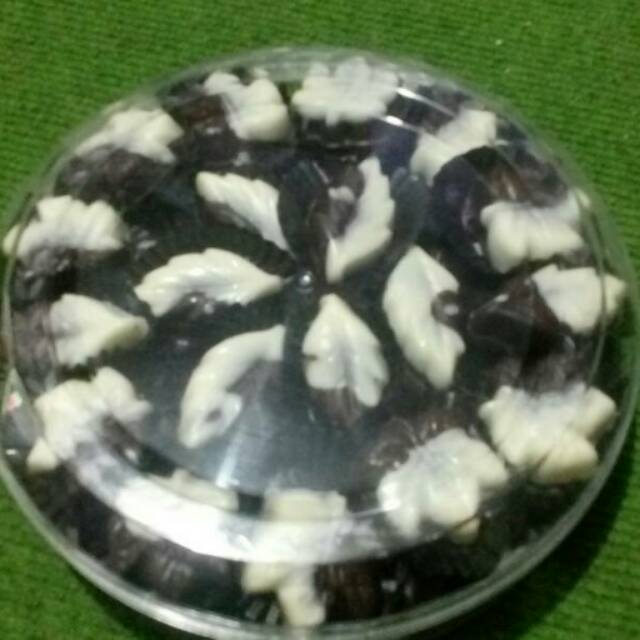 

Coklat daun karakter