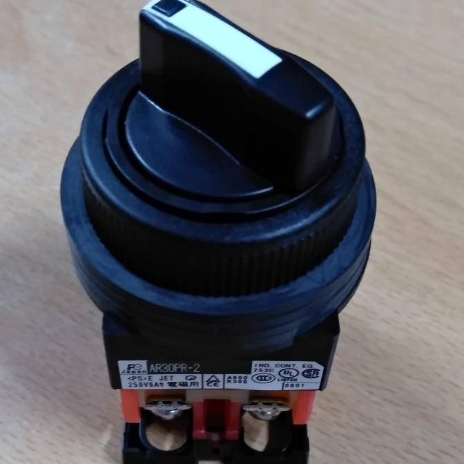 Selector switch 30mm 30 mm 2p 2 posisi AR30PR 211B Fuji original AR30 Berkualitas