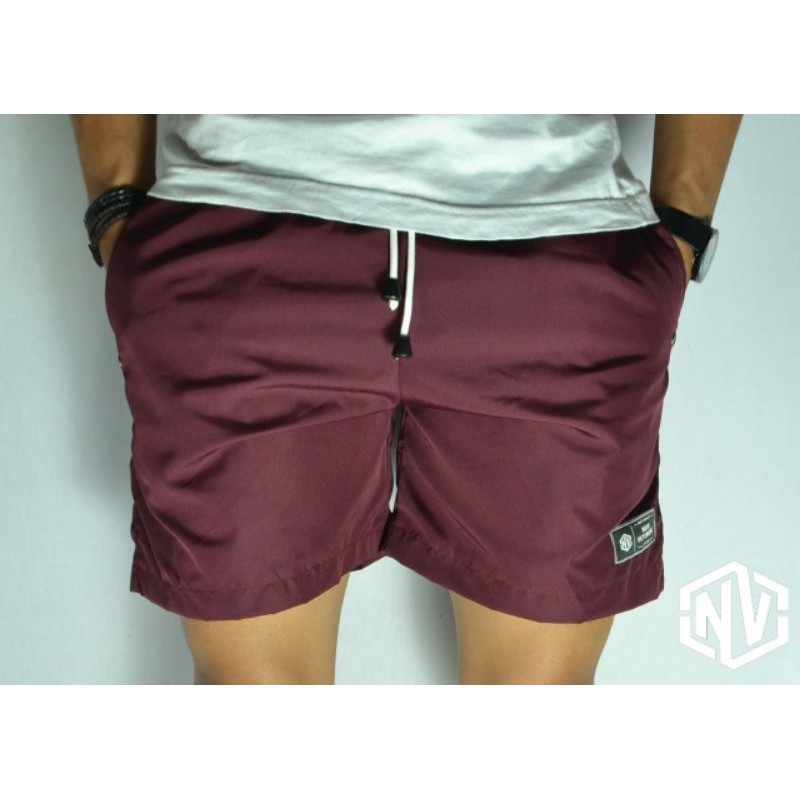 Celana pendek merah maroon || noirvetements