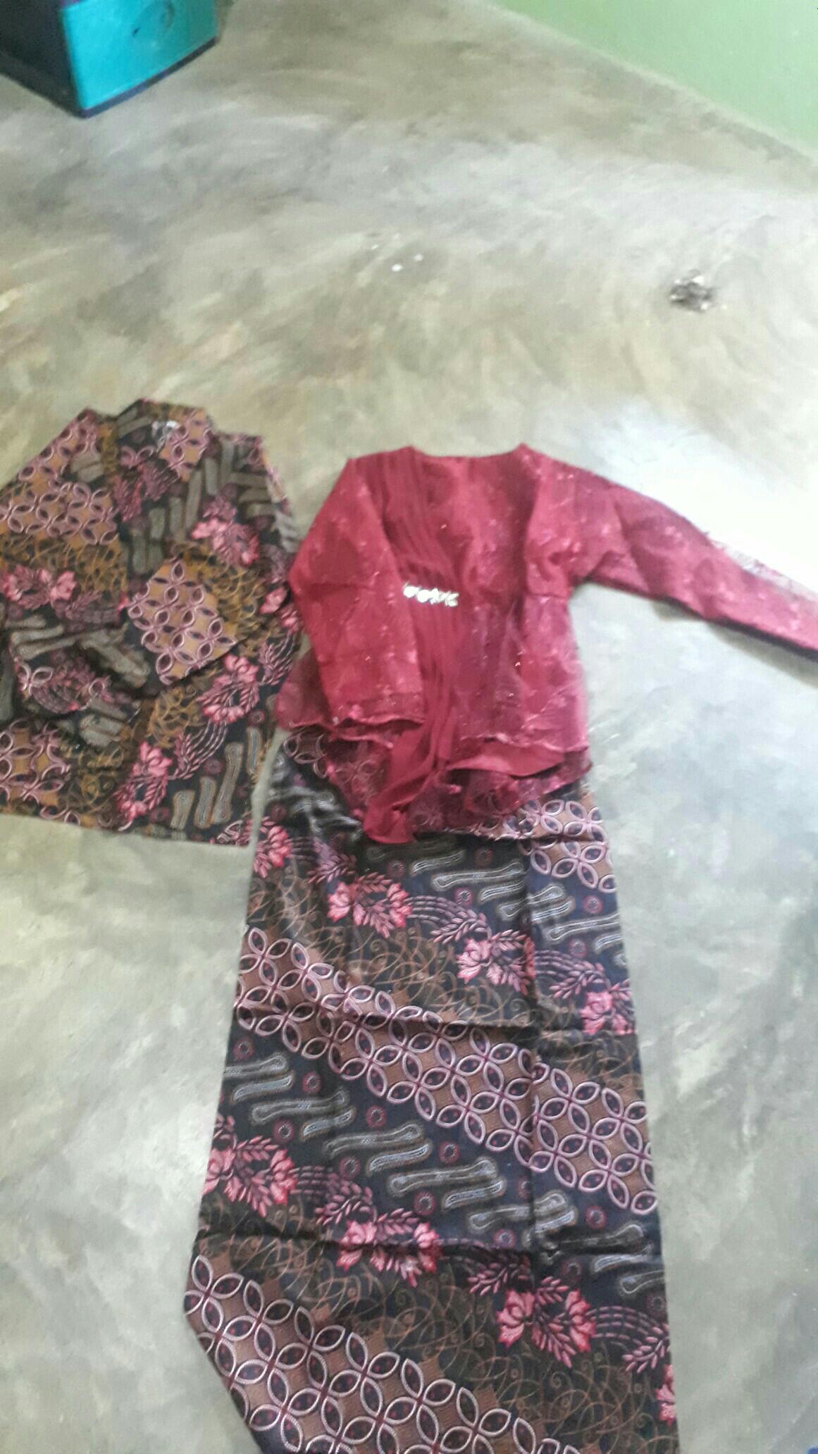 Kebaya Couple Maura Couple - Sania Ruffle Batik Couple Ori Ndoro Jowi Dnt Garansi Cp Parang Maron