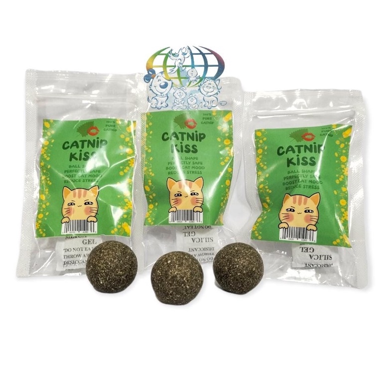 Cat Nip Kiss Ball Mainan Kucing Bola Daun Catnip imp size 3.3 cm