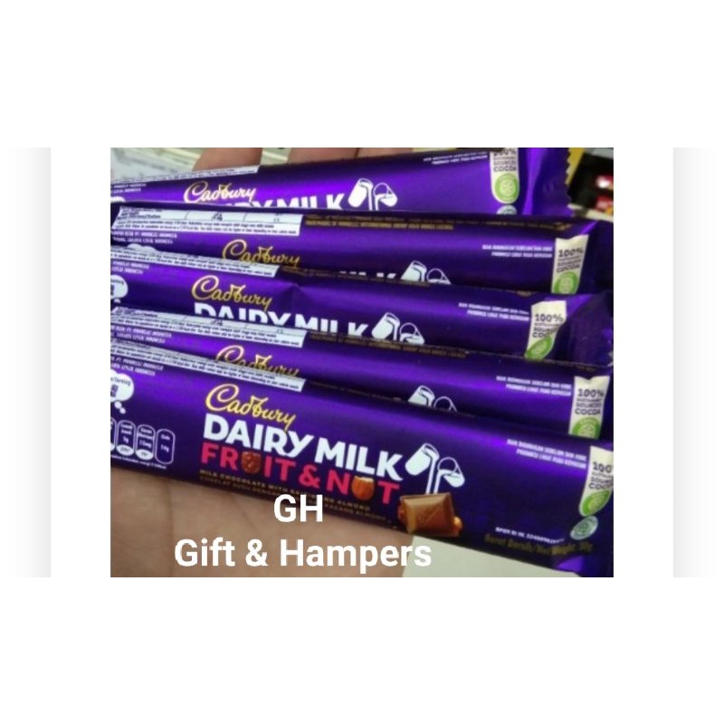 

Coklat Cadbury Dairy Milk 30gr x 5pcs Perfect for Gift / Kado Valentine