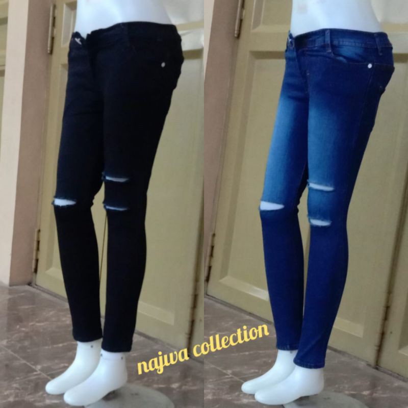 Celana jeans sobek wanita terbaru