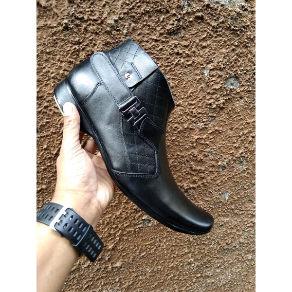 SEPATU BOOT KULIT ASLI UNTUK PRIA