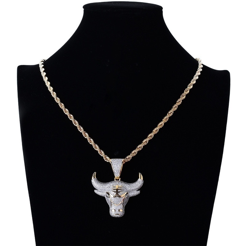 Men Hip Hop Fashion Full Rhinestone Bull Head Pendant Necklace Sparkling Ice Out Stainless Steel Gold Necklace