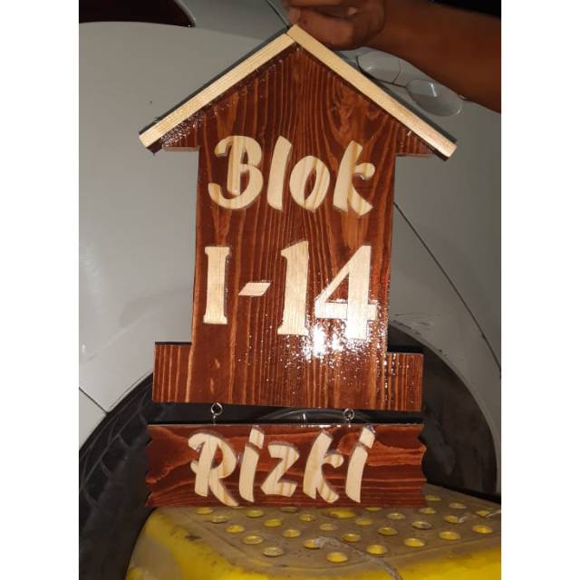 

Papan nama perumahan