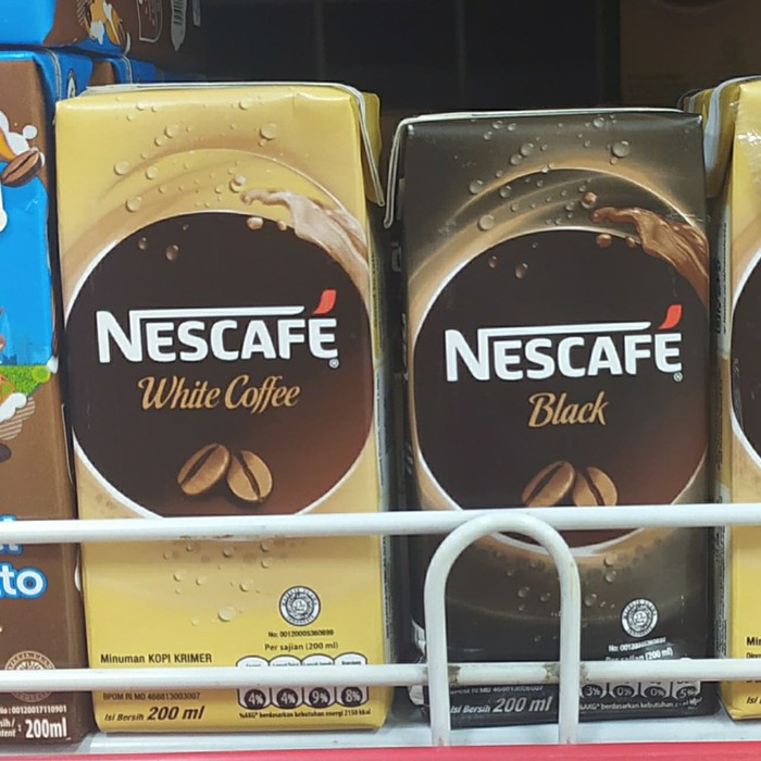 

Nescafe White Coffee And Black Minuman kotak kopi instant 200ml