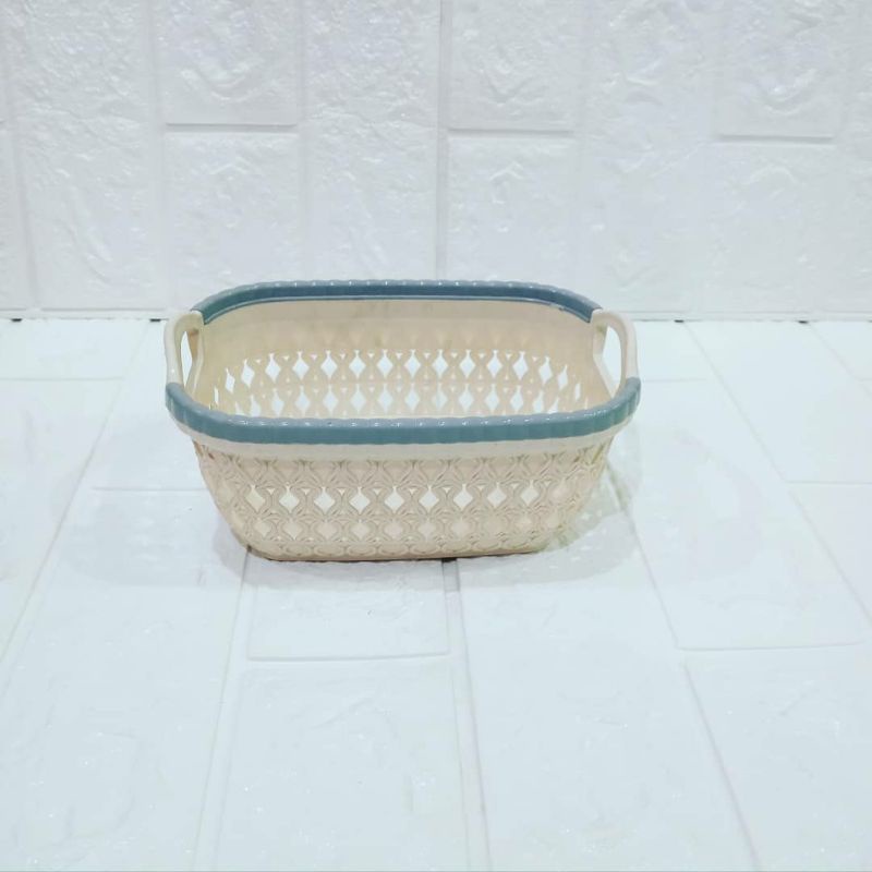 KERANJANG PLASTIK SAHABBY ANYAM KECIL 508