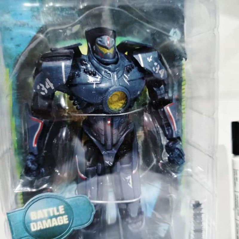 action figureneca gipsy danger
battle damage