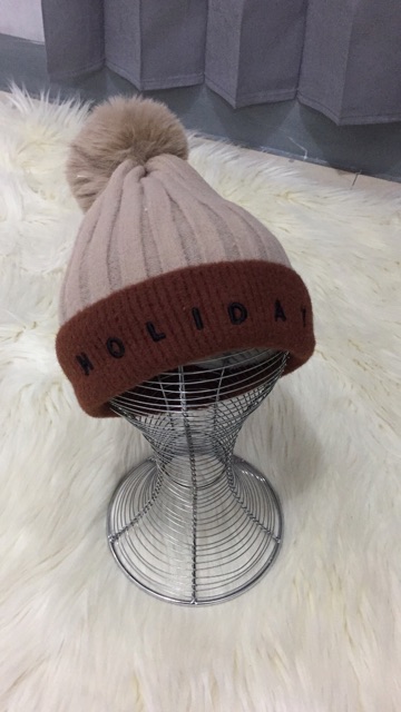 HOLIDAY BEANIE WINTER #1402